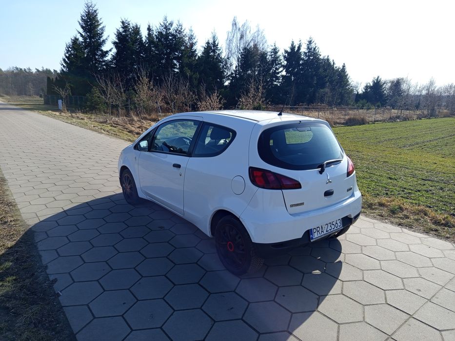 Mitsubishi Colt 2009 Benzyna Klimatyzacja