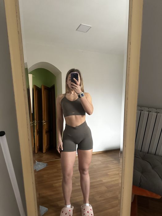 Костюм спортивний