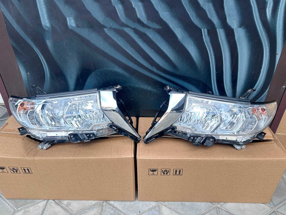 Фари оригінальні Toyota Land Cruiser Prado 150 2017-2023, в ЗБОРІ!, дорогі LED лампи, реснички, 81130-60N10, 81170-60N10