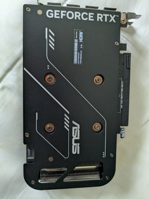 Placa gráfica Nvidia Asus dual RTX 4060 8Gb nova garantia 2029