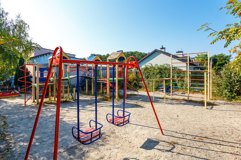 Продаж таунхауса з власною ділянкою в закритому котеджному містечку Дідовиця-2.