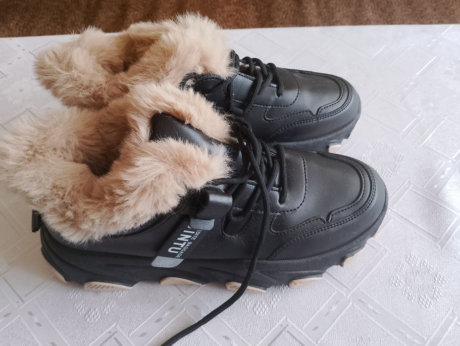 Buty damskie ocieplane z misiem rozmiar 41 wkładka 25