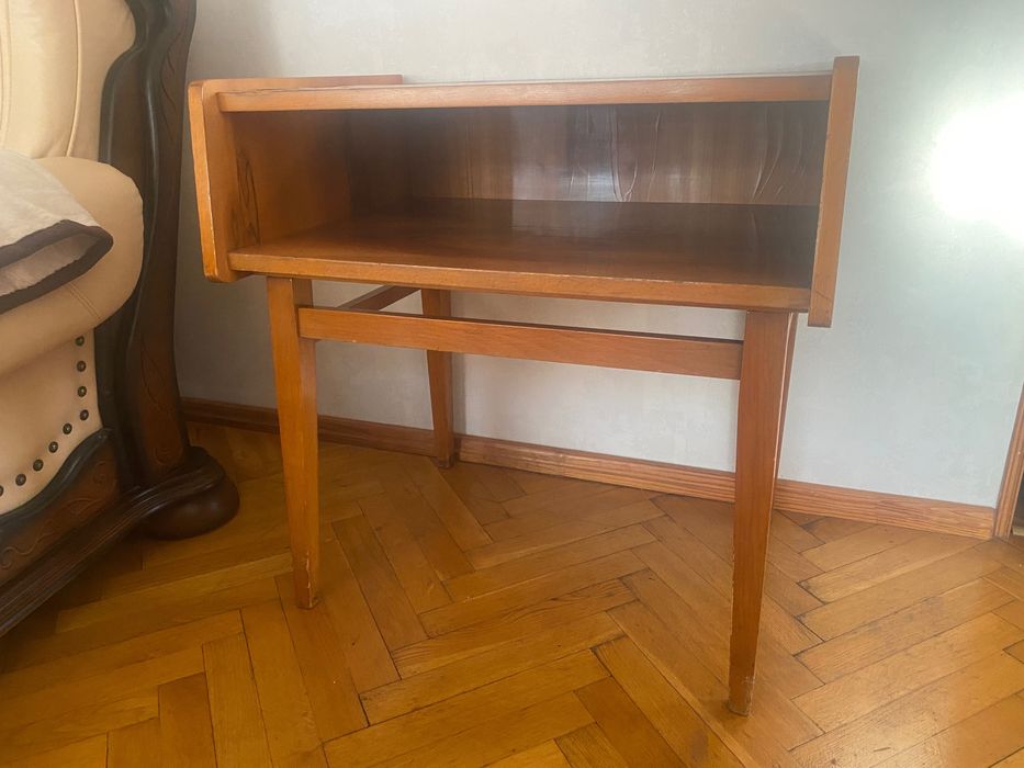 Stolik RTV, kultowy model BILEA BOBINGO - meble PRL