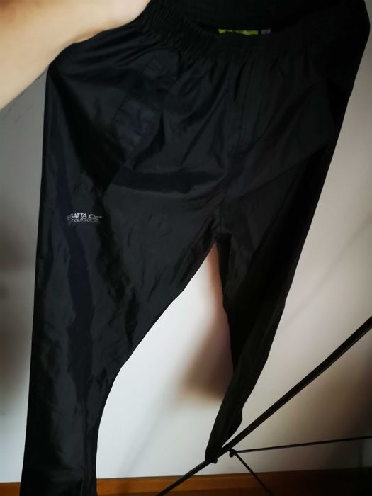 Regatta Great Outdoors czarne spodnie przeciwdeszczowe 158 cm 13 lat