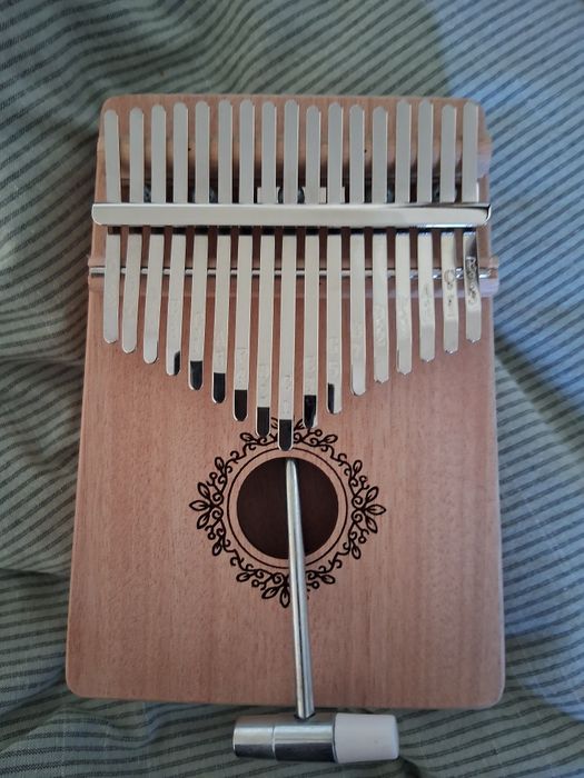 Kissange ( instrumento musical africano )