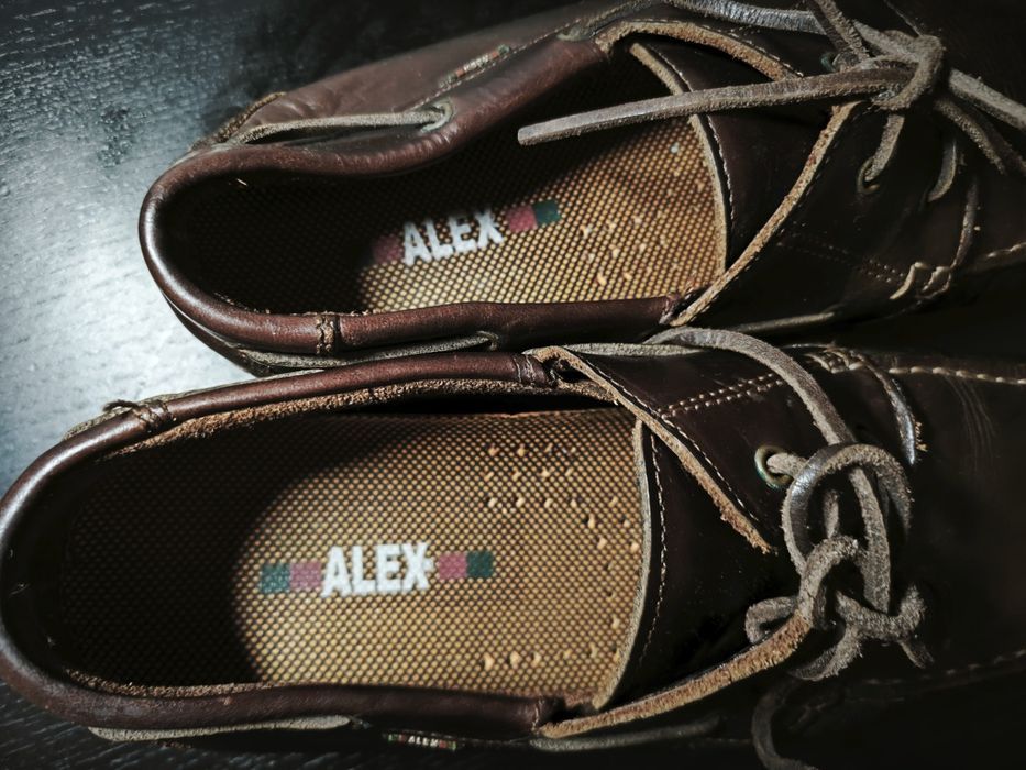 Mocasines novo Alex n 44 saator de vela couro
Sapatos de vela n 44.5
M