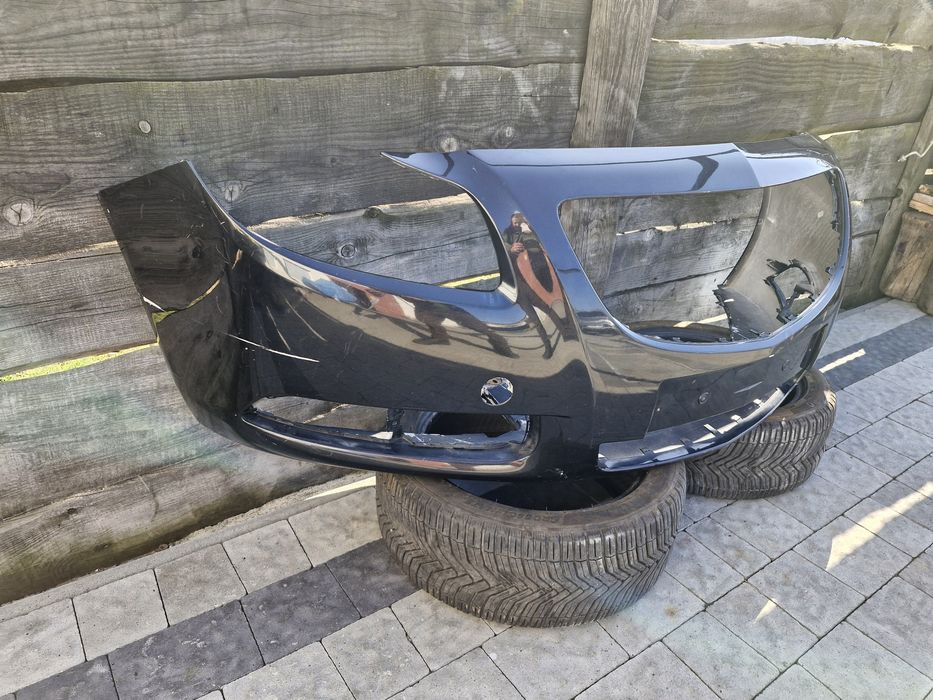 Бампер передній Opel Insignia A 2009-2012 13288286