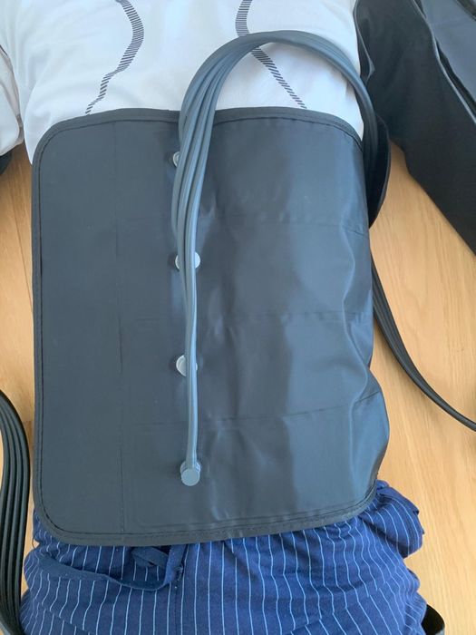 Máquina de pressoterapia nova a estrear  na caixa