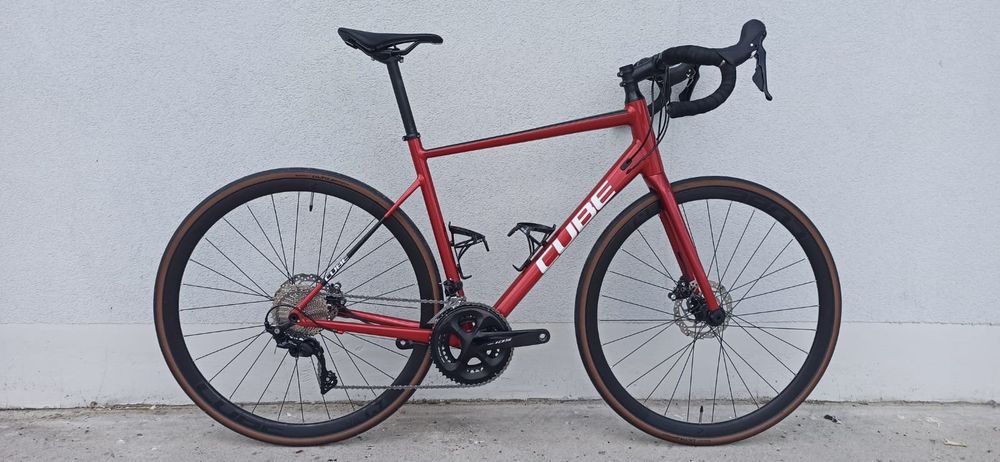 CUBE ATTAIN SL DISC, SHIMANO (hydraulika/sztywne osie), Rozmiar 56