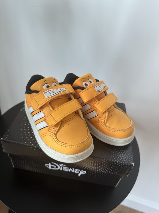 Кеди adidas Disney Nemo кросівки 22