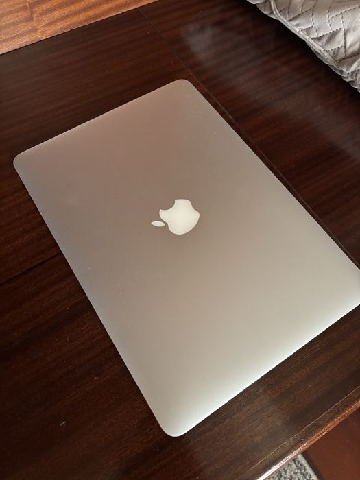 Macbook Air (PARA PEÇAS)