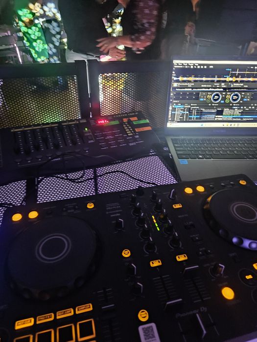 Dj Adriano Dj I Wodzirej na Twoją imprezę
