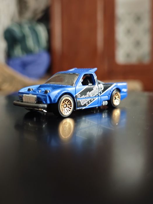 Продам Hot wheels машинки