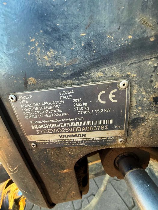 Міні-екскаватор YANMAR VIO25-4