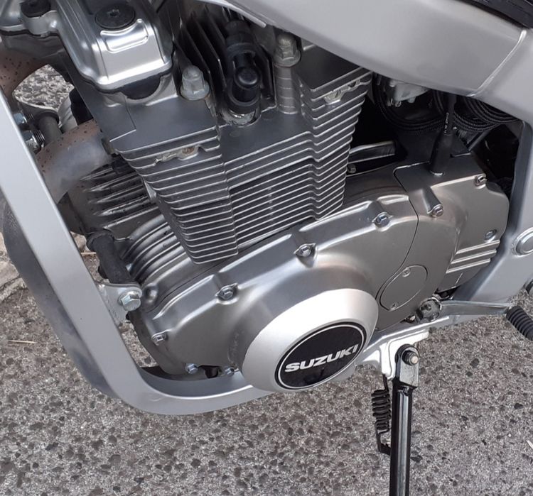 Suzuki Gs 500 de 2003