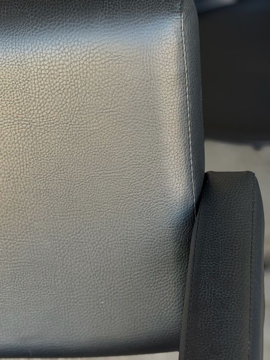 Перукарське крісло