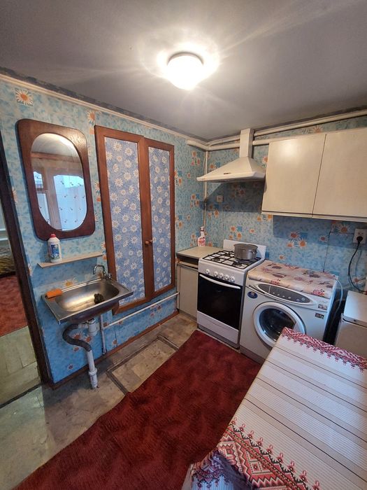 Здам в оренду частину будинку.