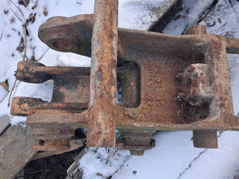 Szybkozłącze do koparki łyżki kubota case yanmar jcb sworznie fi35