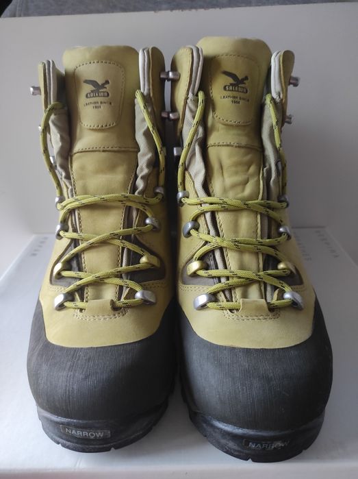 Salewa ботинки vibram . Нові абсолютно .