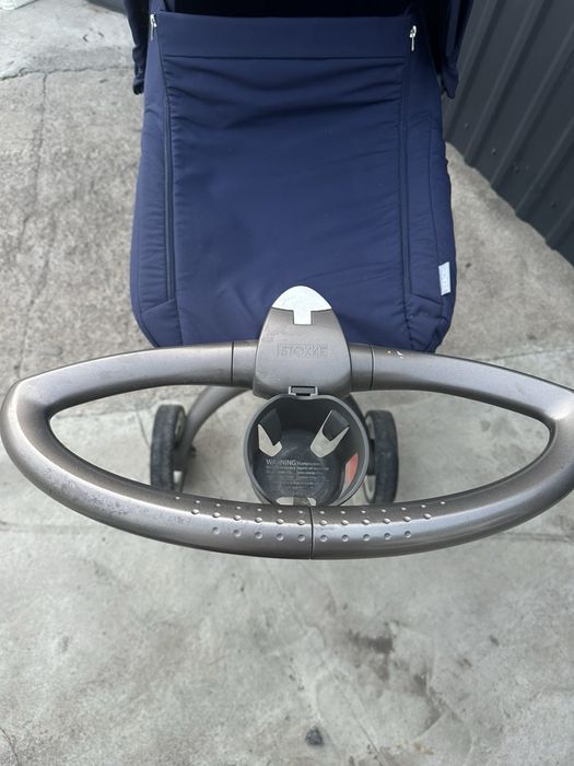 Коляска Stokke v4 2в1