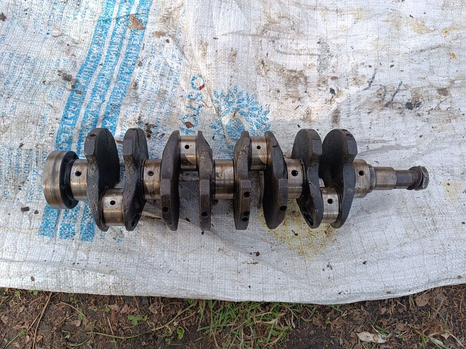 колінвал Таврія ЗАЗ