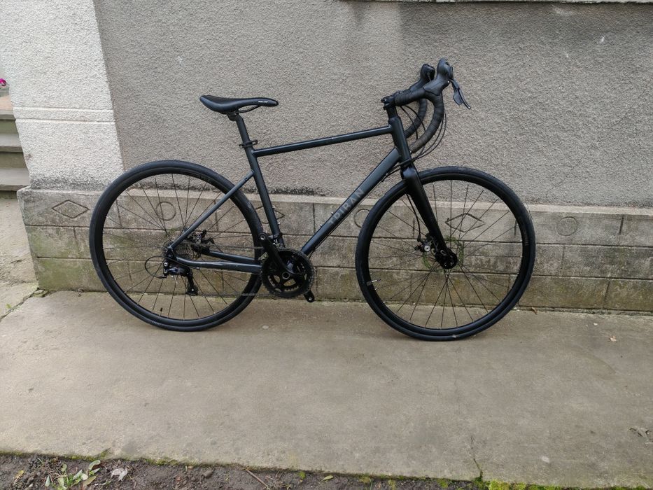 Шосейник  Гравійник, Triban 500