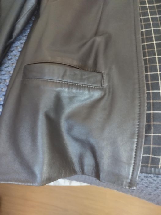 Casacos em pele como novos