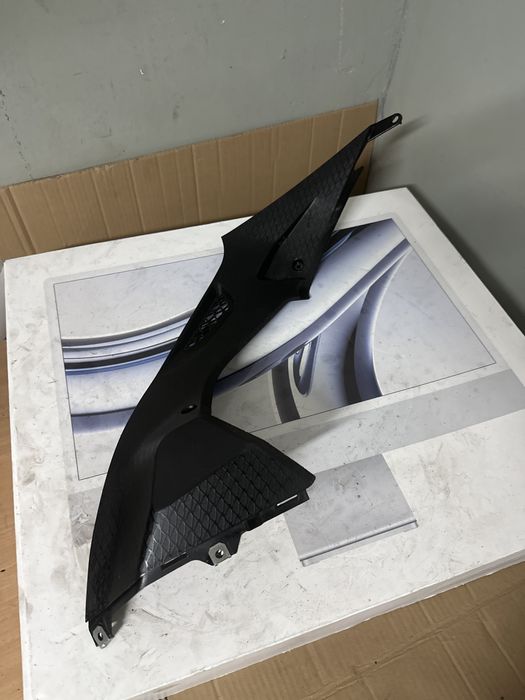 BOK OSŁONA Zbiornika Owiewka P BMW S1000RR S 1000 RR K46 K42 wypełnien