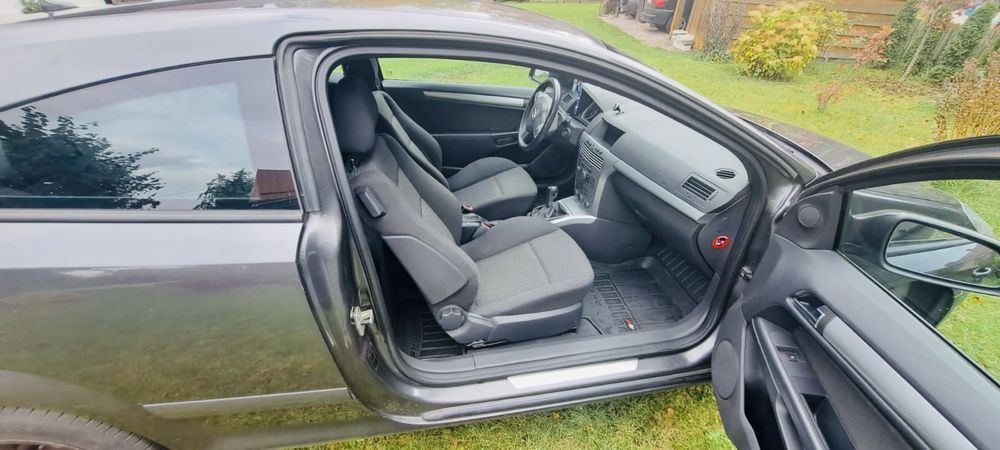 Opel Astra gtc 2008