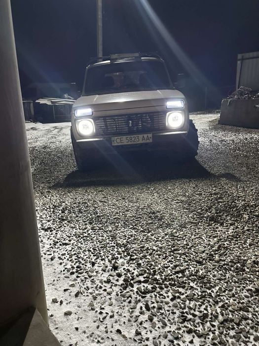 Продам ніву ваз 2121