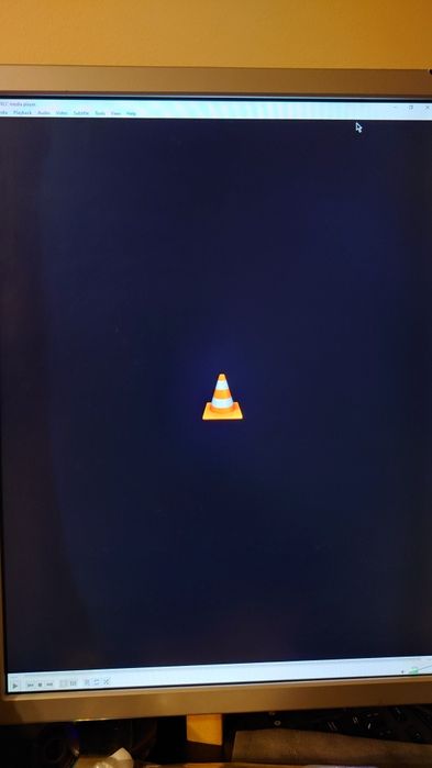 3 monitores HP L2035 20" 100€ todos