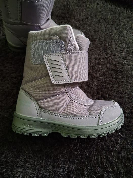Зимове взуття дитяче quechua від decathlon 24 р
