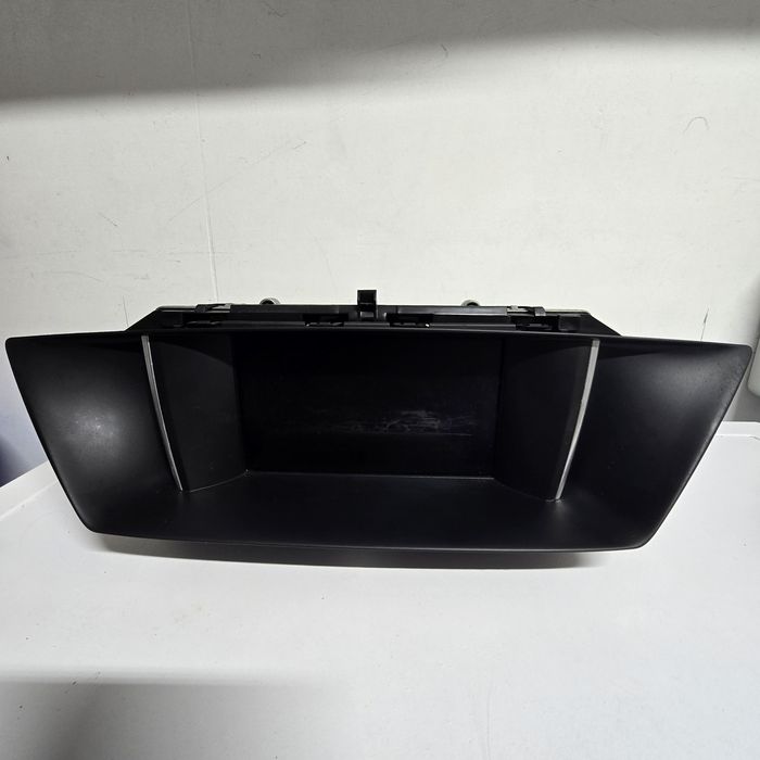 Display original BMW X1 2013