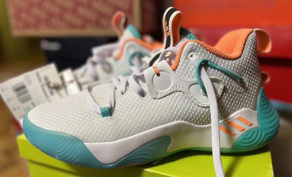 Кросівки Adidas Bounce