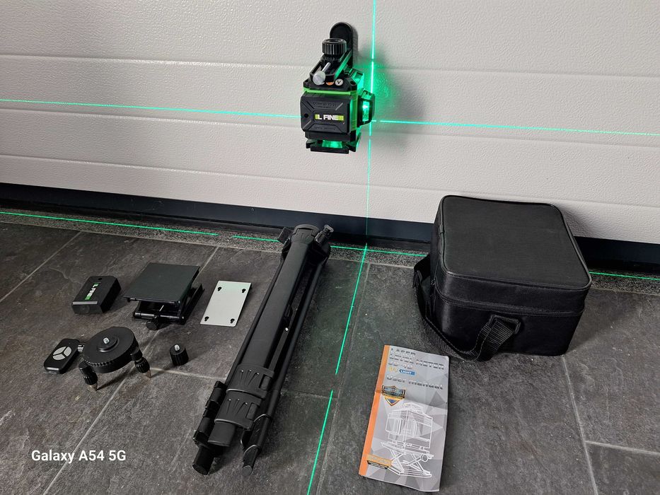Nível Laser 16 Linhas Verde + 2 Baterias + Tripé 120cm NOVO