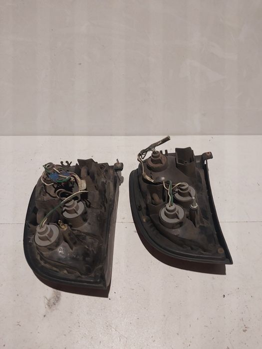 Toyota rav IV 4 I 1  rav4 tylna lampa tył lewa lewy