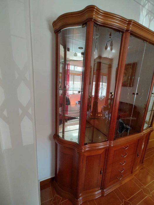 Móvel Cristaleira - Madeira Maciça