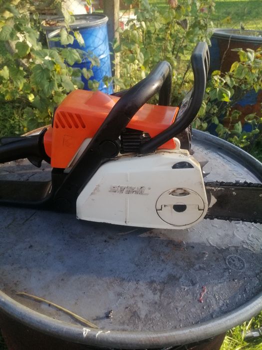 Pila pilarka Stihl 180