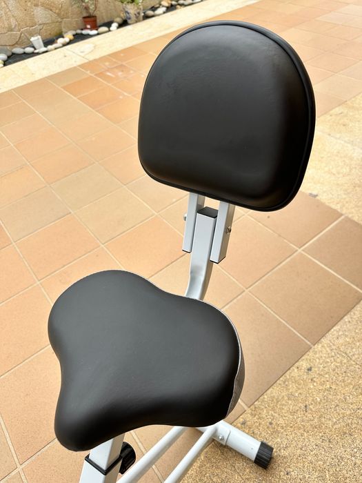 Stationary Bike64585491787906124