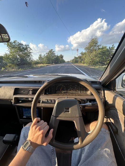 Nissan bluebird  EU11