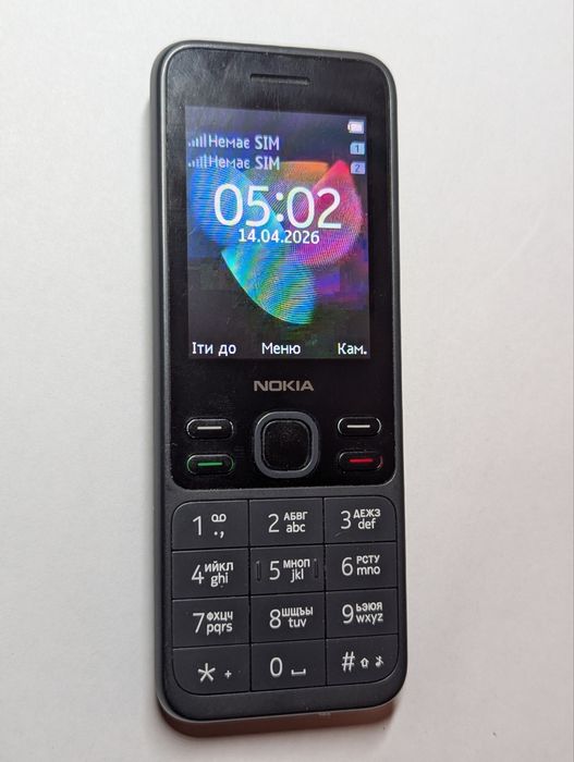 Кнопковий телефон Nokia  для звязку Нокія