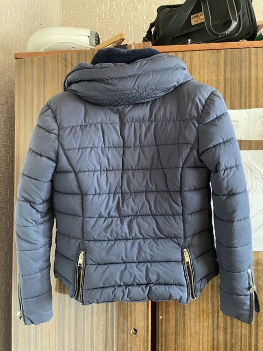 Продам куртку Rare Earth