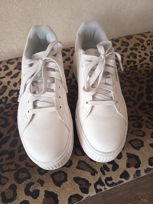 Продам жіночі кросівки фірми Puma