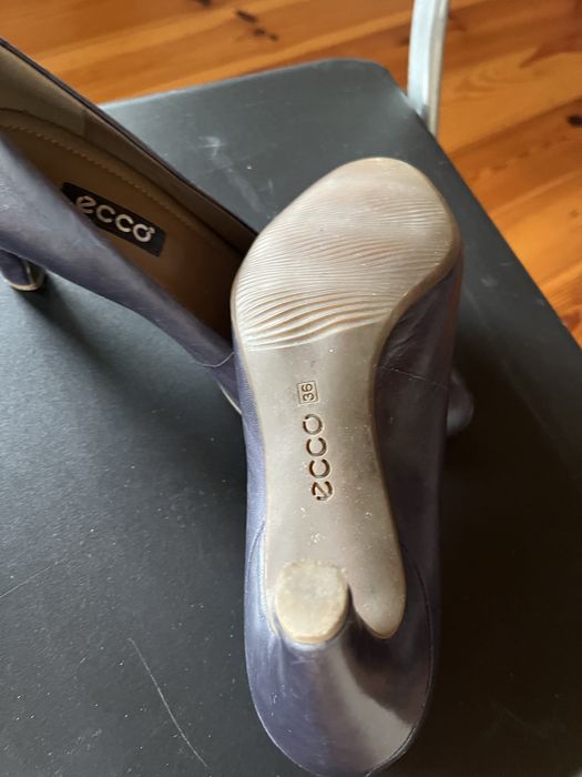 Czółenka ECCO 36