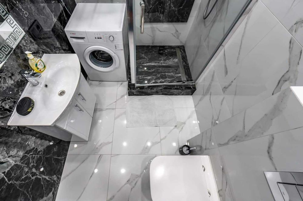 Стильная квартира с двумя спальнями.