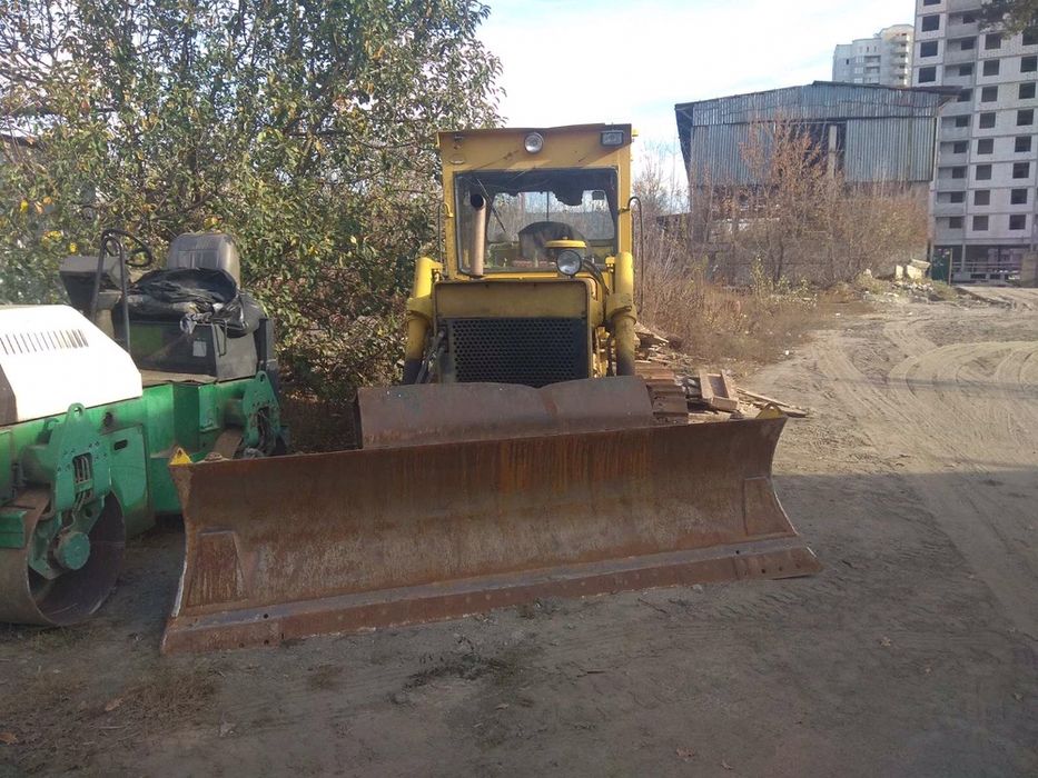Планирование участка, выравнивание территории, бульдозер в аренду