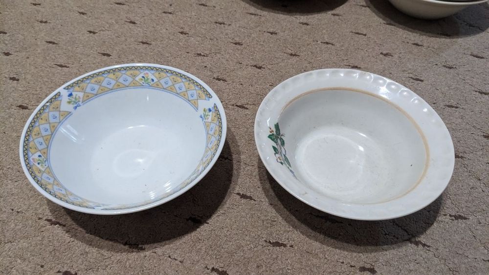 Глибокі тарілки для їжі