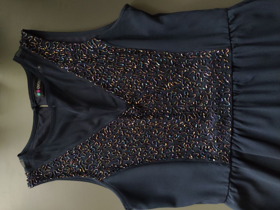 Granatowa sukienka bez rękawów