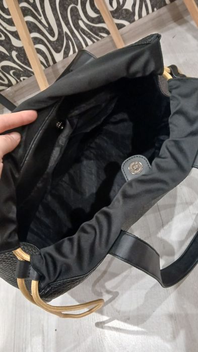 Продам сумку Versace