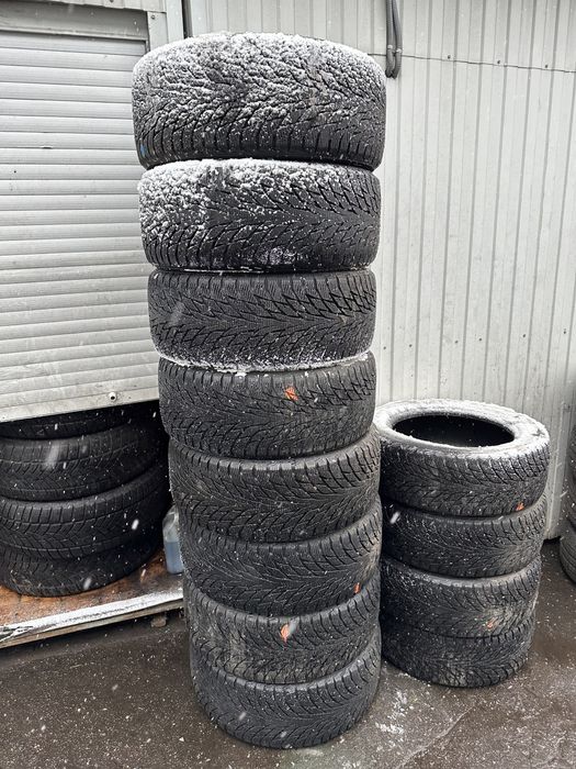 225/55/17Nokian Hakkapeliitta R2